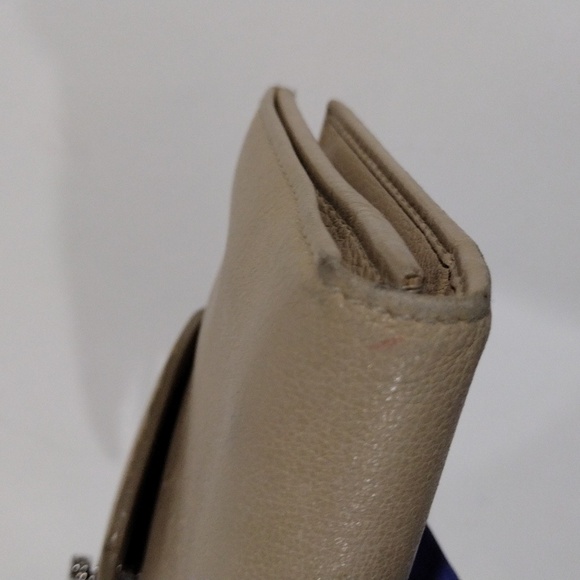 Salvatore Ferragamo Beige Leather Long Wallet Women – Luxury Designer Gancini - Picture 8 of 16